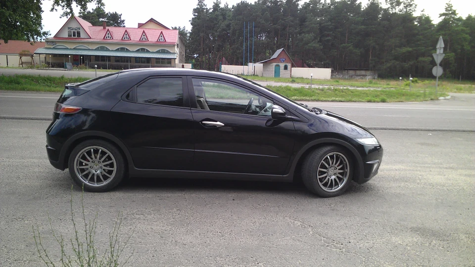 Honda Civic Hatchback 4