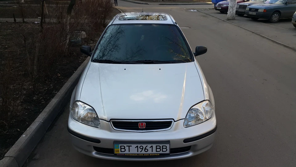 Honda Civic Hatchback 4