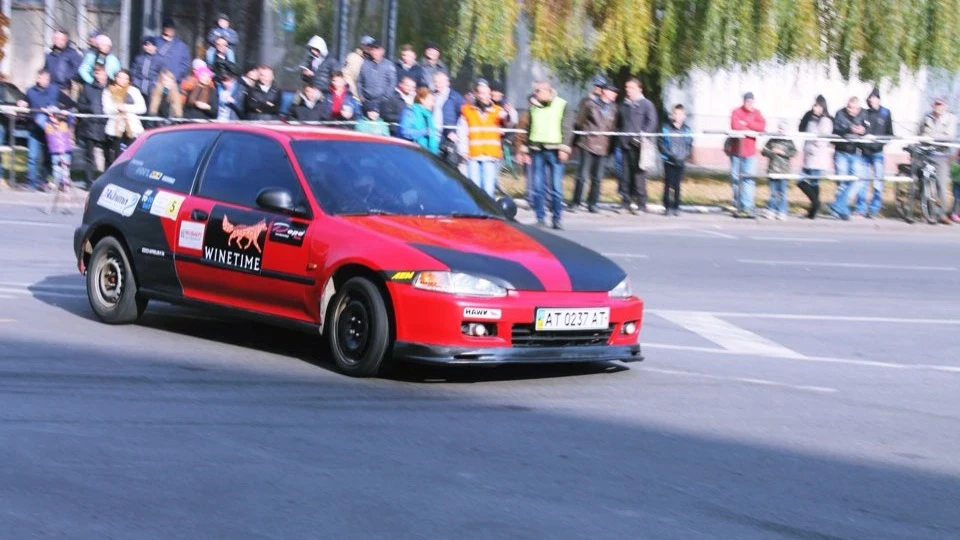 Honda Civic Hatchback 4