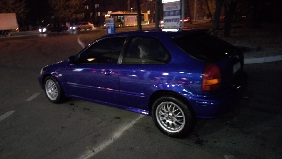 Honda Civic Hatchback 2