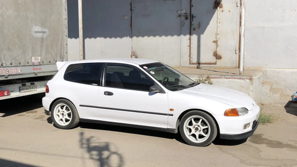 Honda Civic Hatchback 4