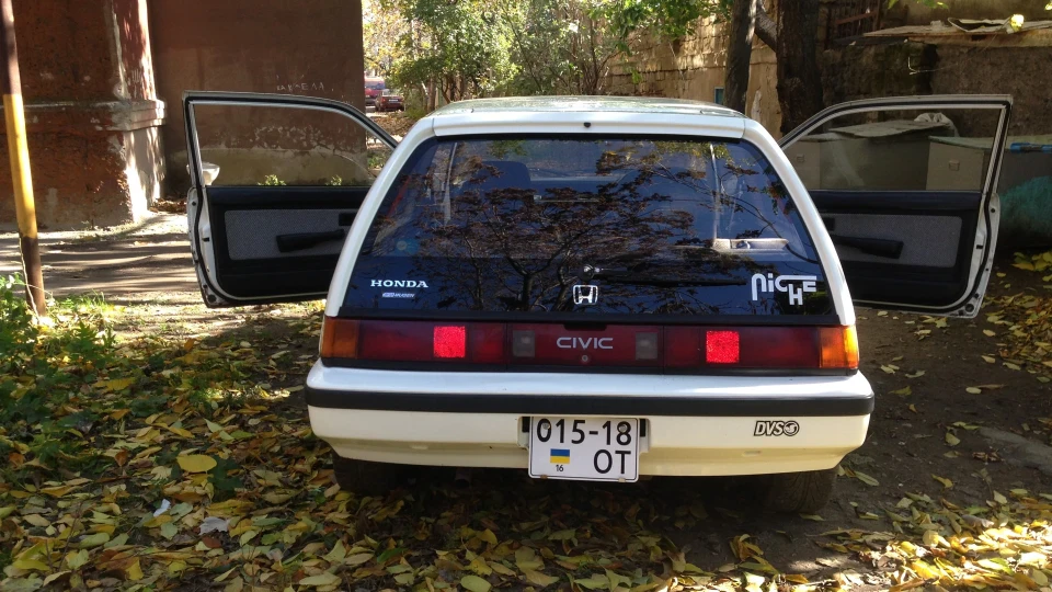 Honda Civic Hatchback 4