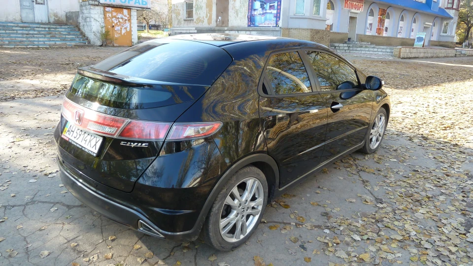 Honda Civic Hatchback 4