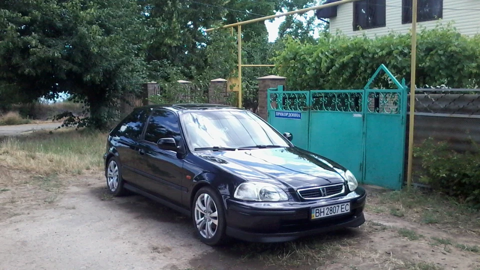 Honda Civic Hatchback 4