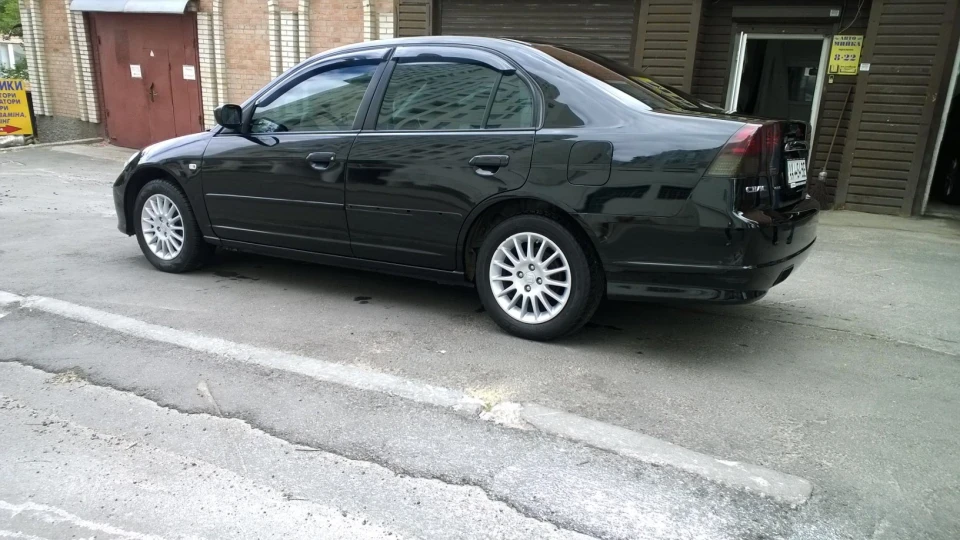 Honda Civic Hatchback 4
