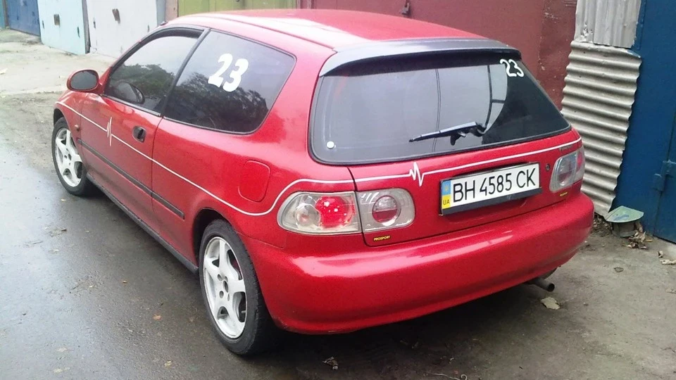 Honda Civic Hatchback 2