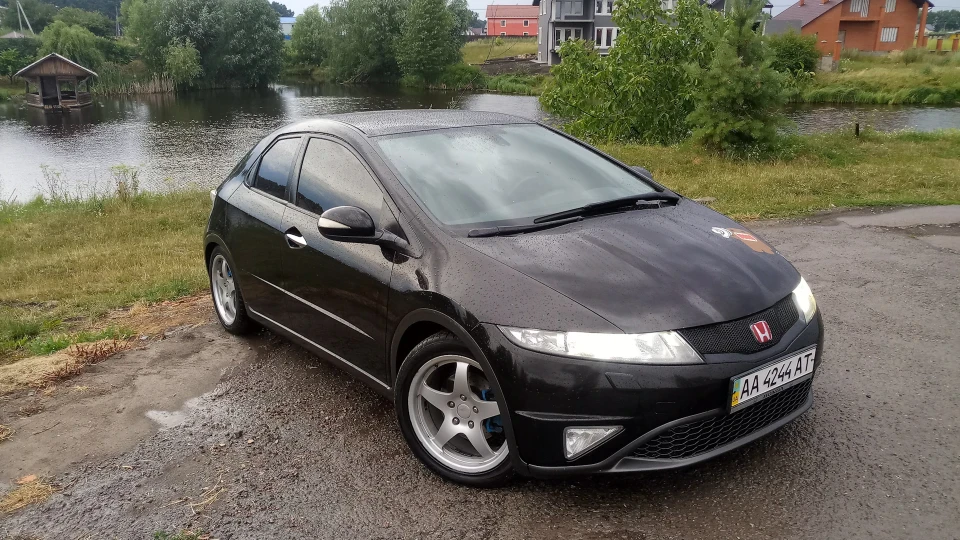 Honda Civic Hatchback 4