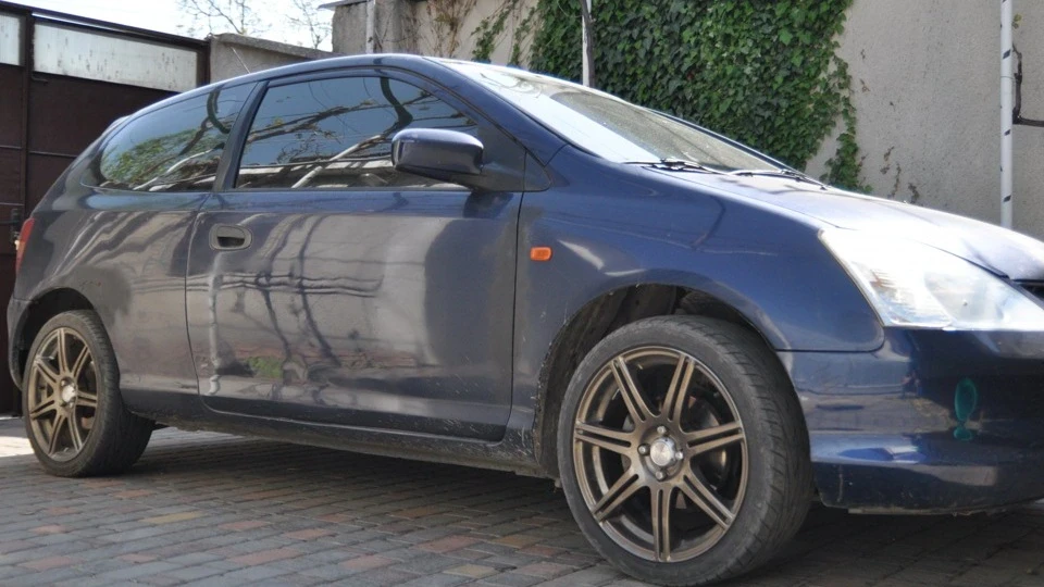 Honda Civic Hatchback 2