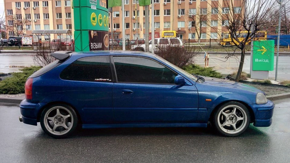Honda Civic Hatchback 2