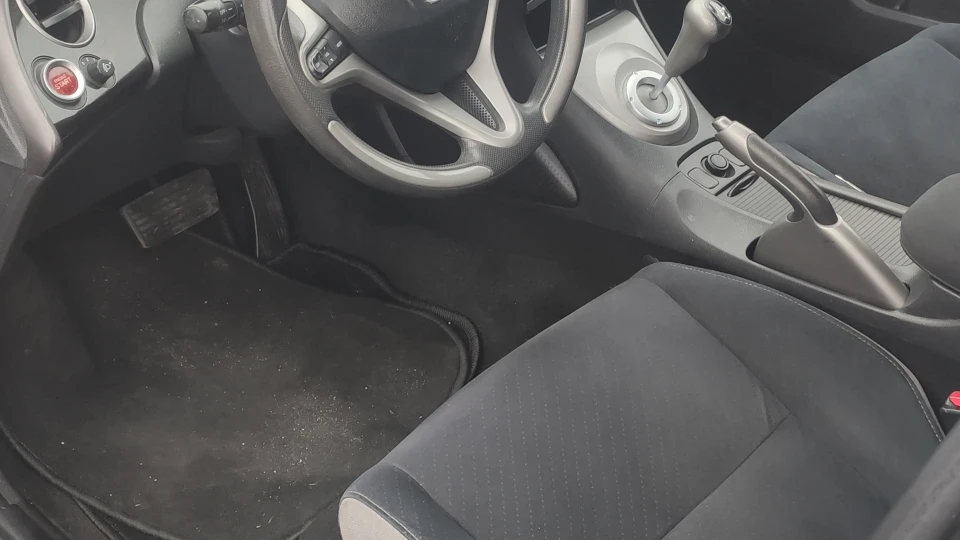 Honda Civic Hatchback 1.4 робот 2