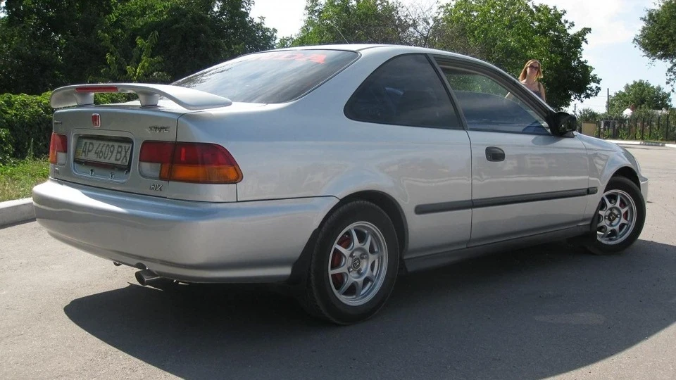 Honda Civic Hatchback 1,6 НХ 2