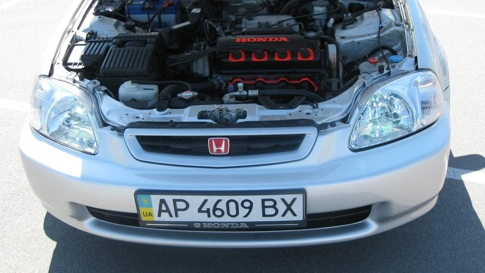 Honda Civic Hatchback 1,6 НХ 3
