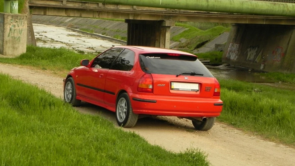 Honda Civic Hatchback 1.6 vti 2