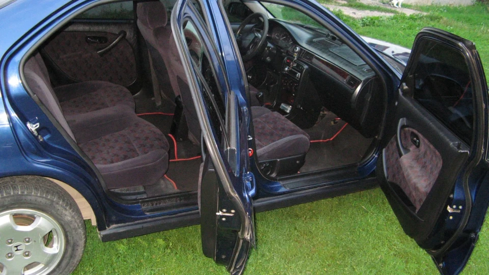 Honda Civic Hatchback 1.6i Saga 4