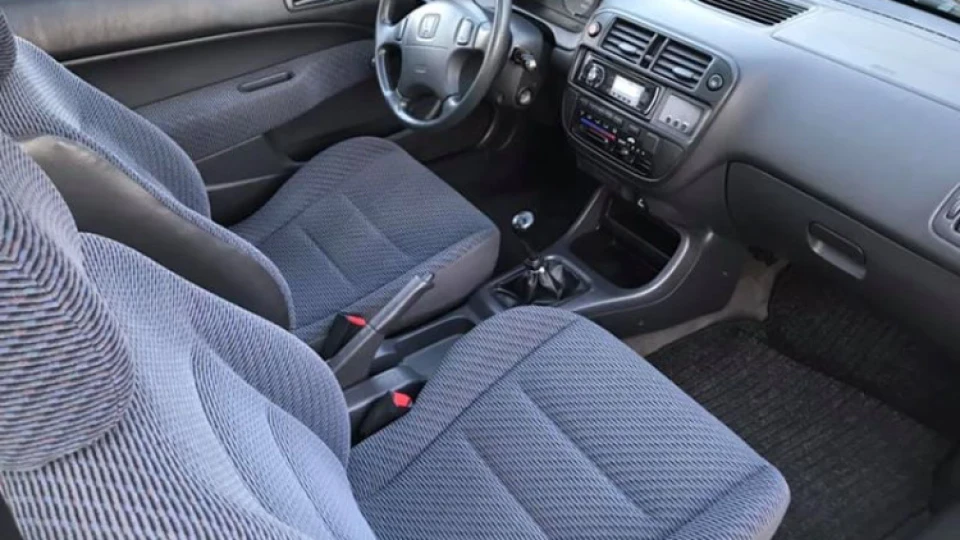 Honda Civic Hatchback 1.6VTI 2