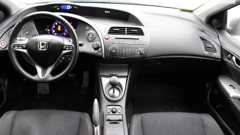 Honda Civic Hatchback 1,8 на механіці 4