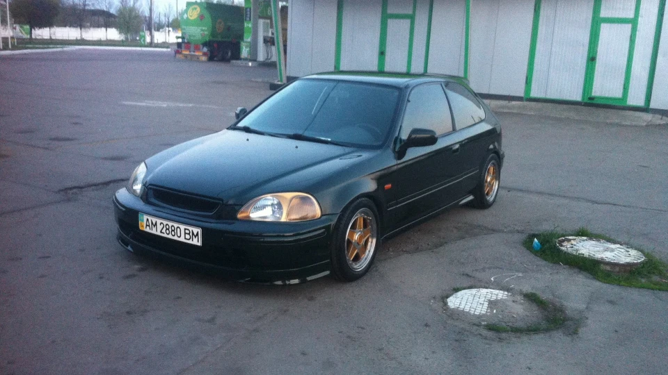 Honda Civic Hatchback 4ерепаХа 2