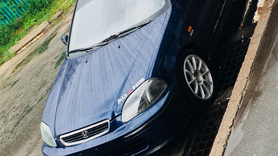 Honda Civic Hatchback ADONIS