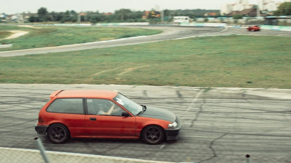 Honda Civic Hatchback B16A2 3