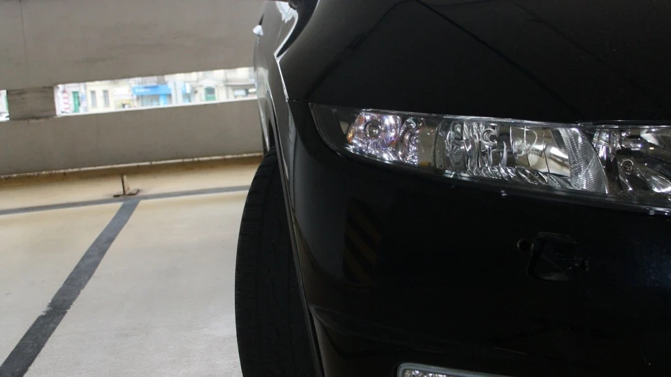 Honda Civic Hatchback black 5d 4