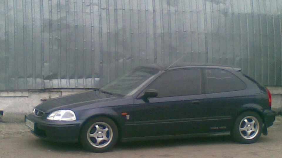 Honda Civic Hatchback Blue Carting 4