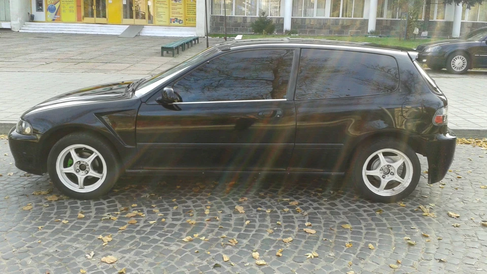 Honda Civic Hatchback Чорний Їжак 3