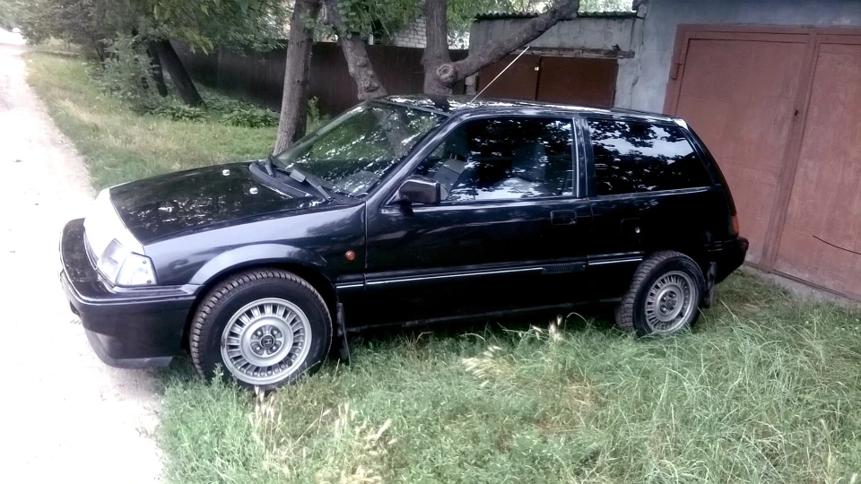 Honda Civic Hatchback Чорний металік