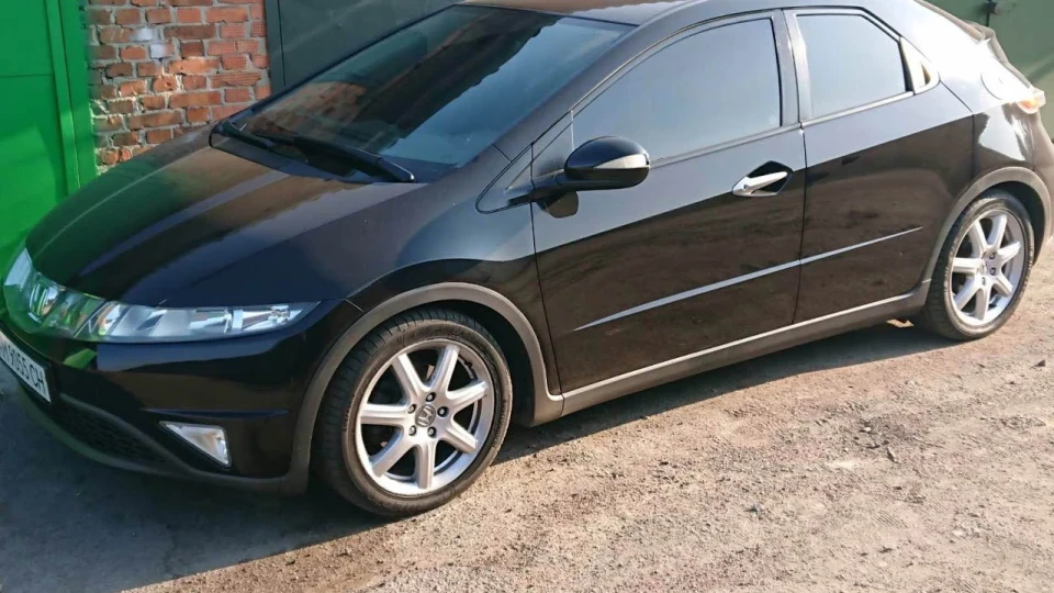 Honda Civic Hatchback Чеширський кіт