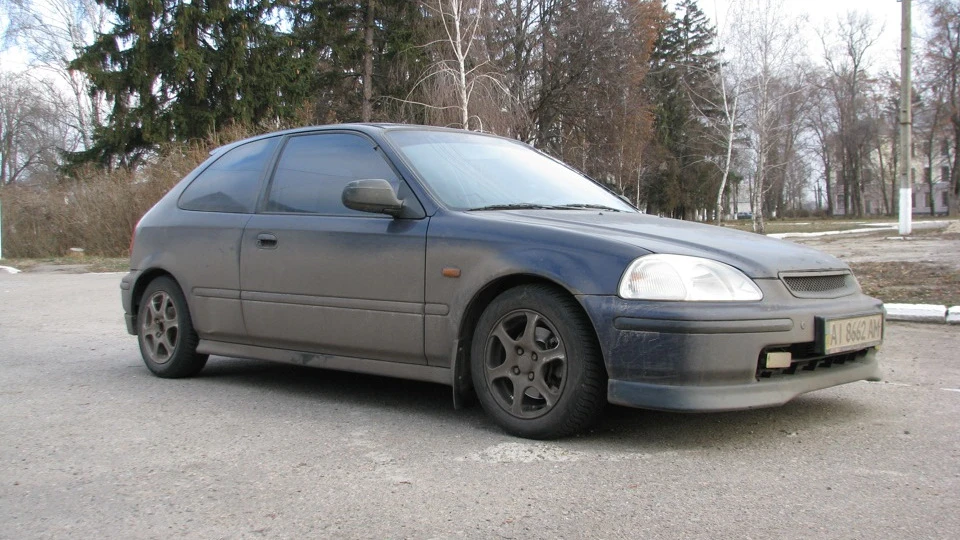 Honda Civic Hatchback D14A3* 3