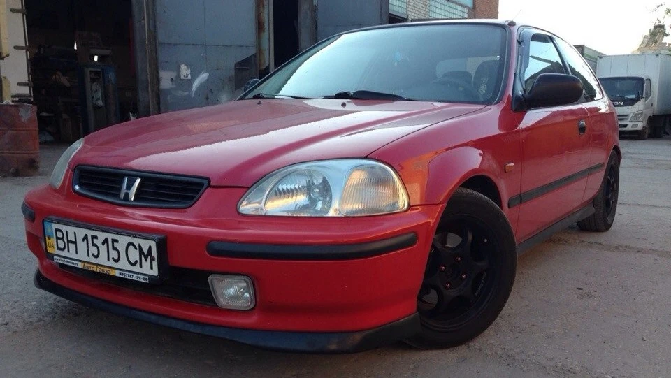 Honda Civic Hatchback D15B 5