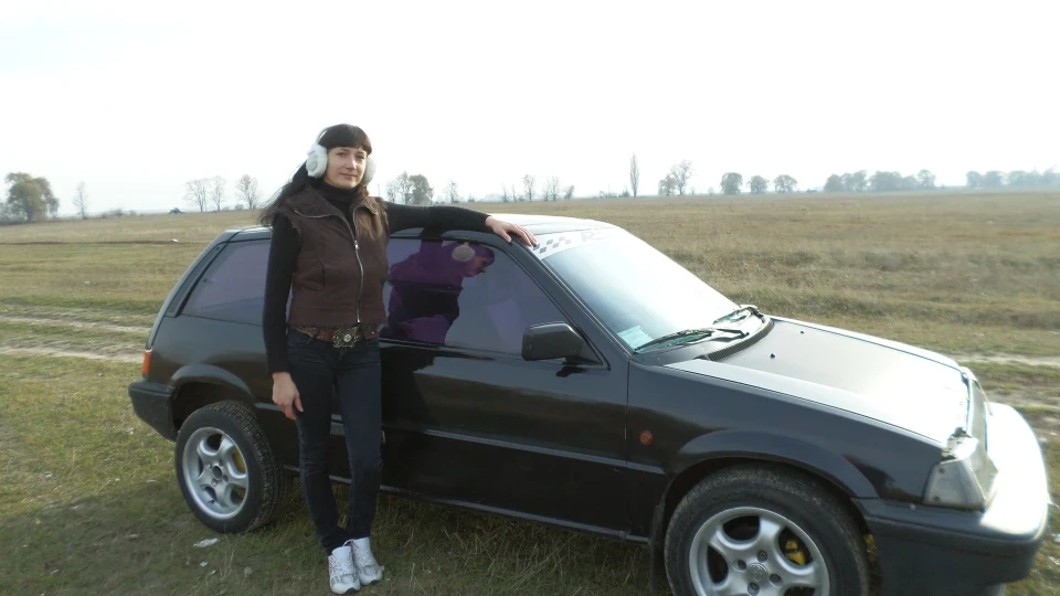Honda Civic Hatchback D15B2 5