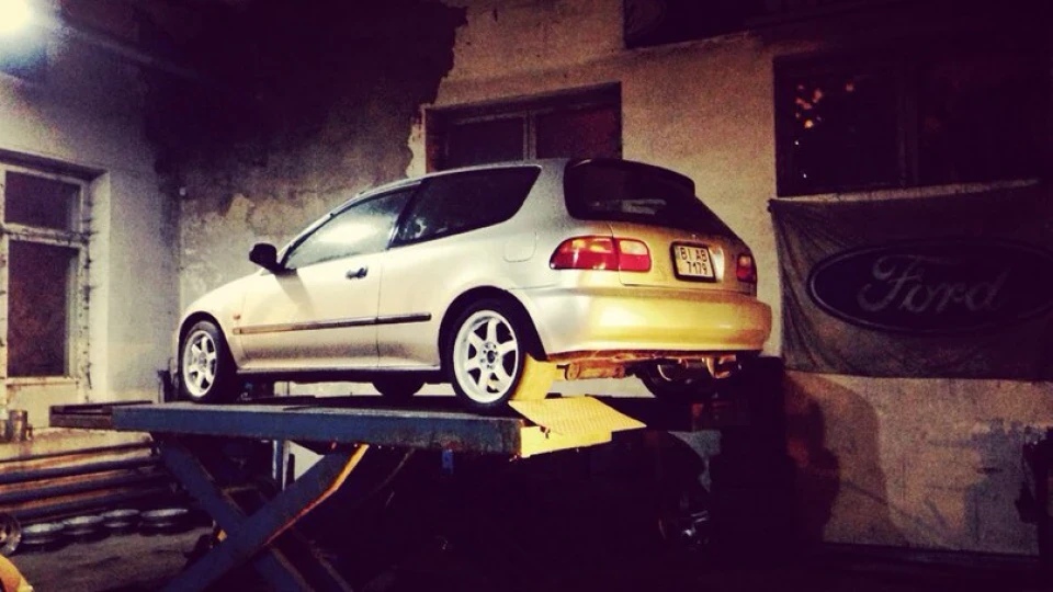 Honda Civic Hatchback D15t 2
