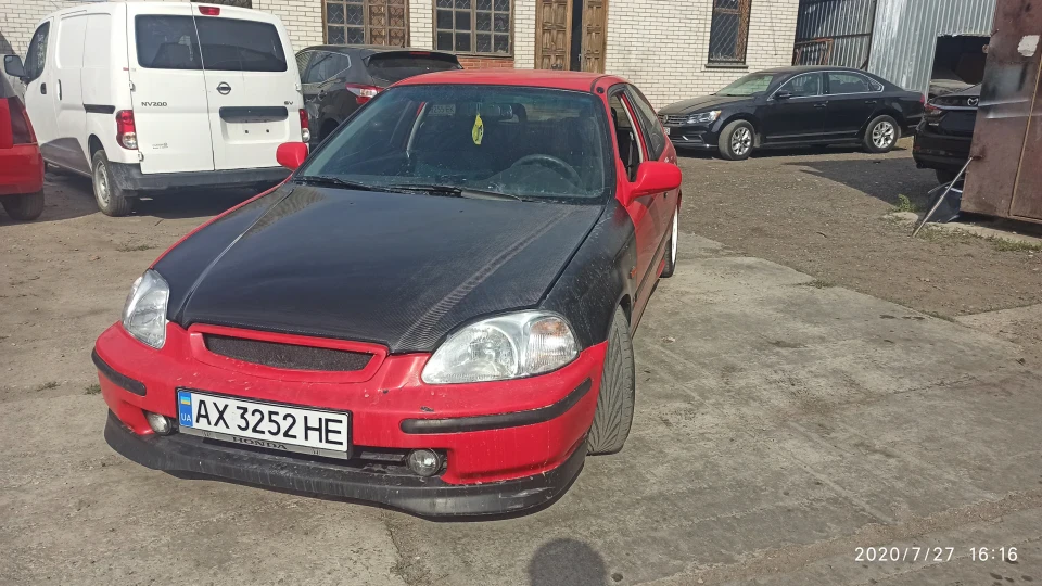 Honda Civic Hatchback D16w4 p28 1m 2