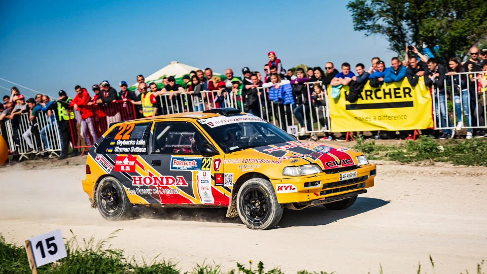 Honda Civic Hatchback EF Rally Car 2