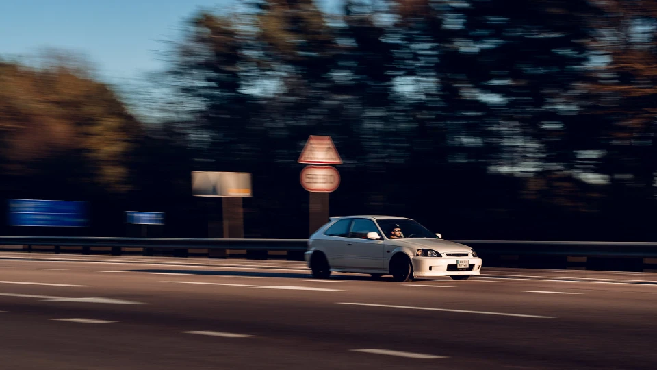 Honda Civic Hatchback EJ9 > EK9 4
