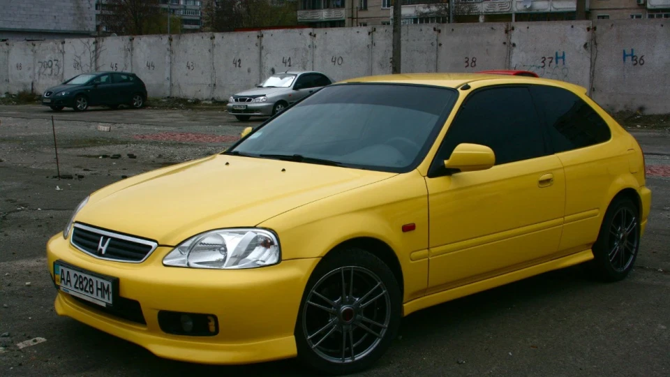 Honda Civic Hatchback EJ9 YELLOW 5