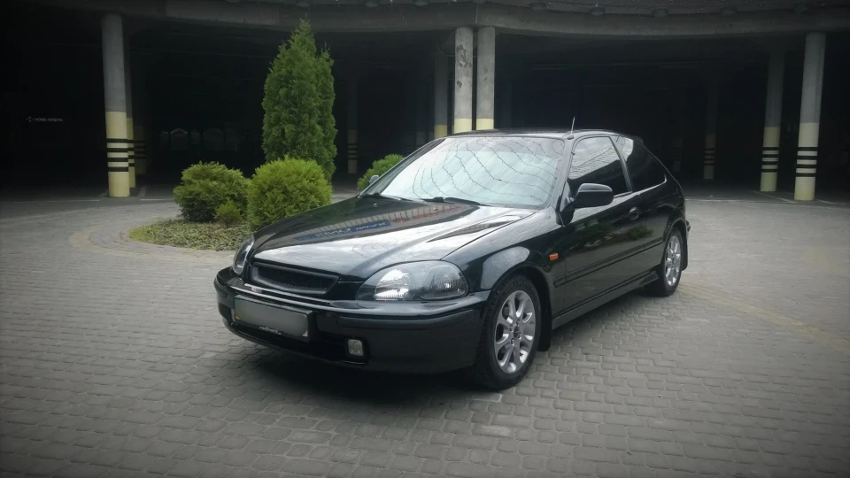 Honda Civic Hatchback ej9 3