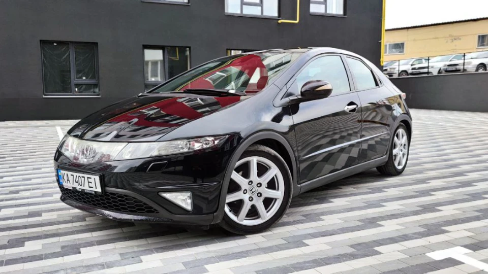 Honda Civic Hatchback Executive glass roof
