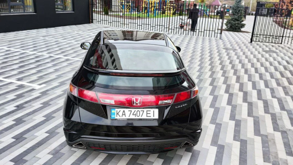 Honda Civic Hatchback Executive glass roof 4