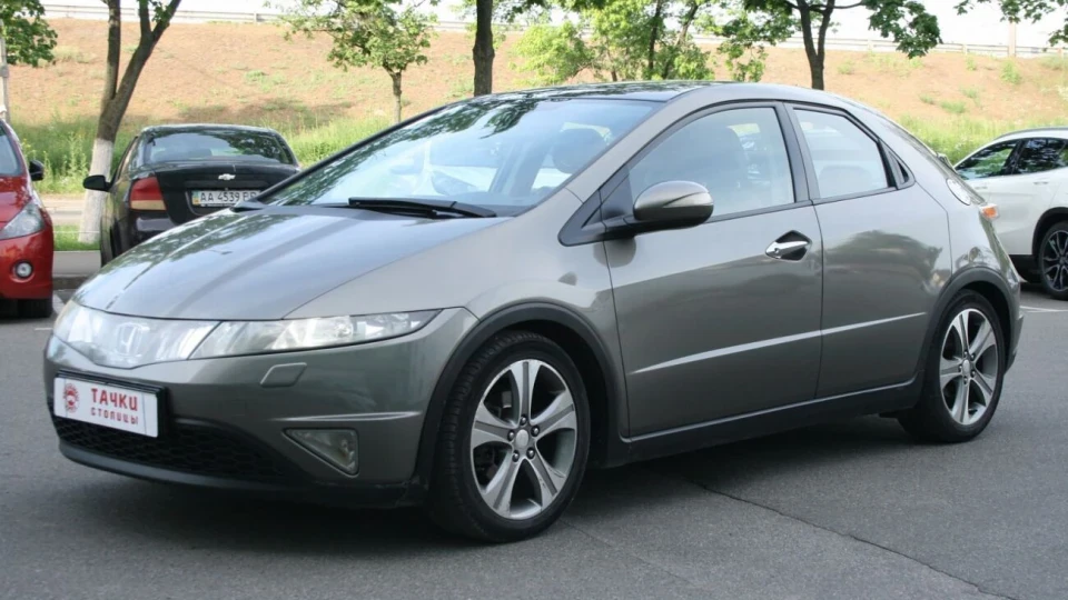 Honda Civic Hatchback Glass