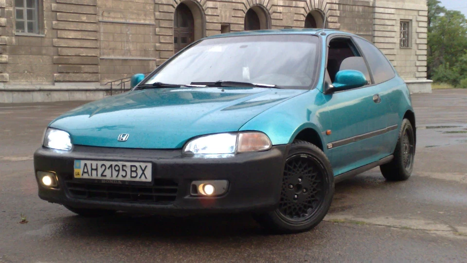 Honda Civic Hatchback міська запальничка 3