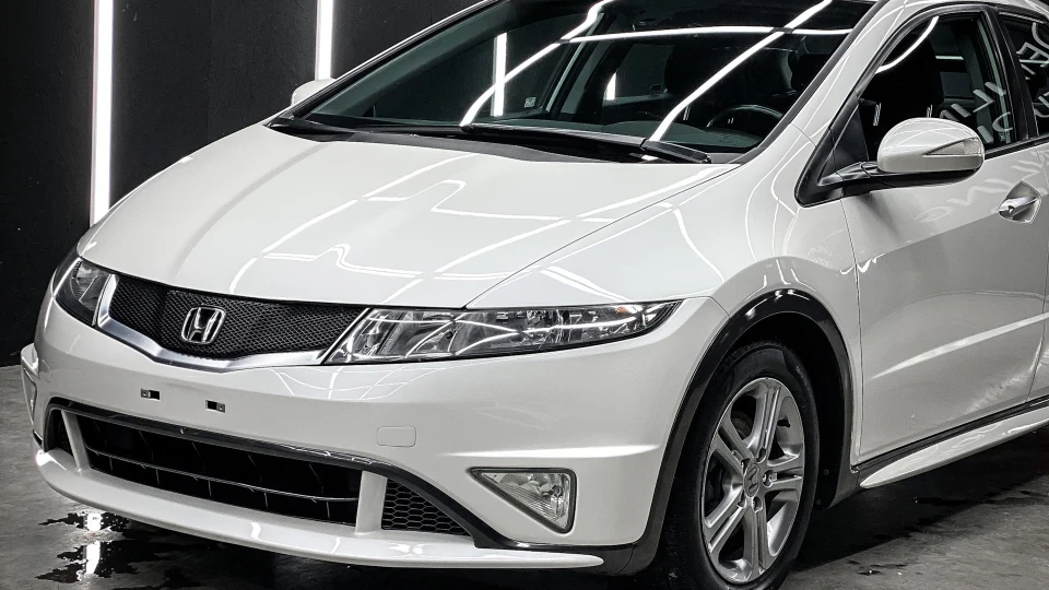 Honda Civic Hatchback Grand Prix (GP) 5
