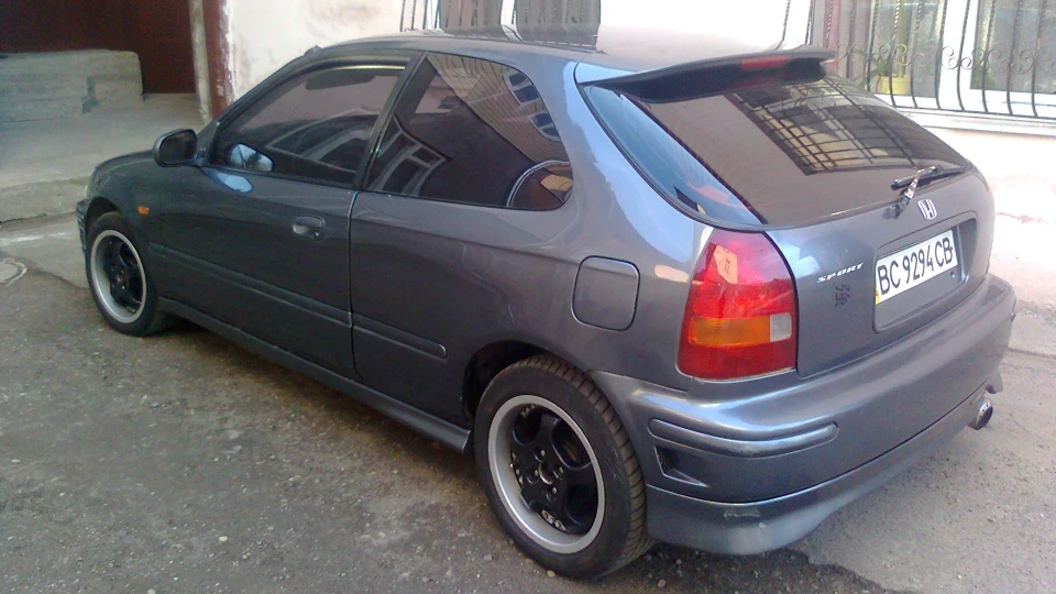 Honda Civic Hatchback Gray Mettalik