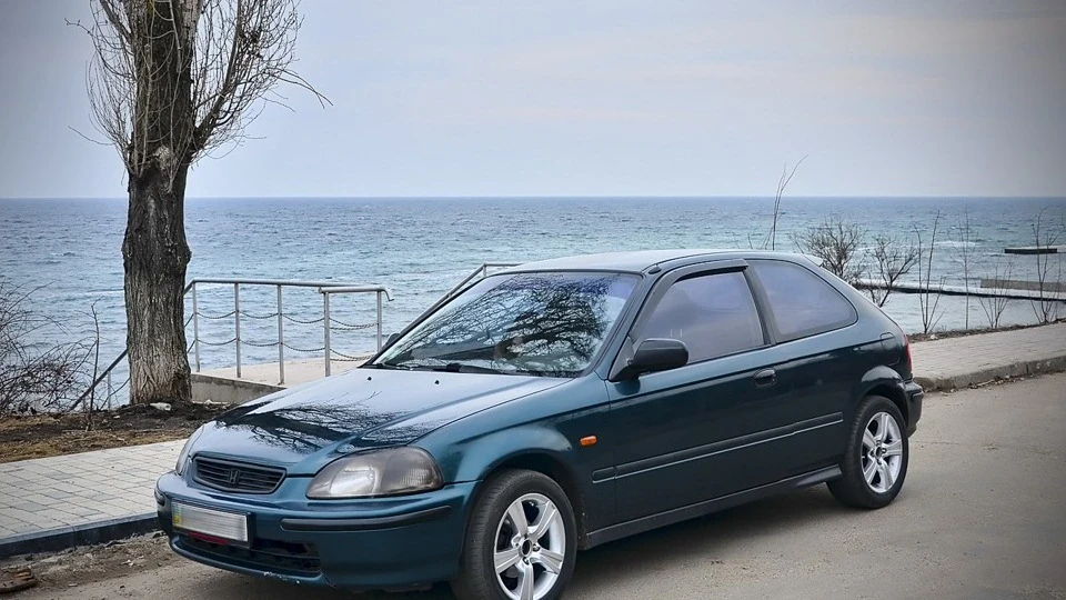 Honda Civic Hatchback Green_Miracle 2