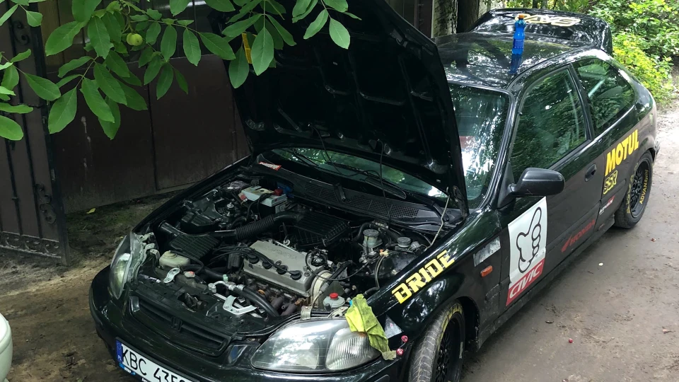 Honda Civic Hatchback гучна/низька бляха 4