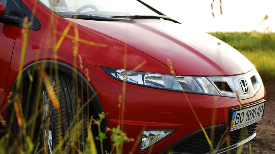 Honda Civic Hatchback head-turner 2