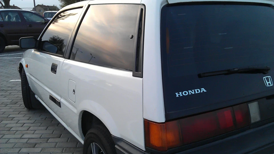 Honda Civic Hatchback Japanese blade 2