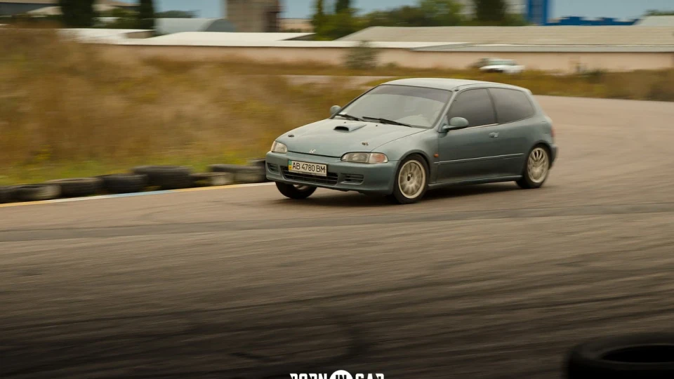 Honda Civic Hatchback #madbro 3