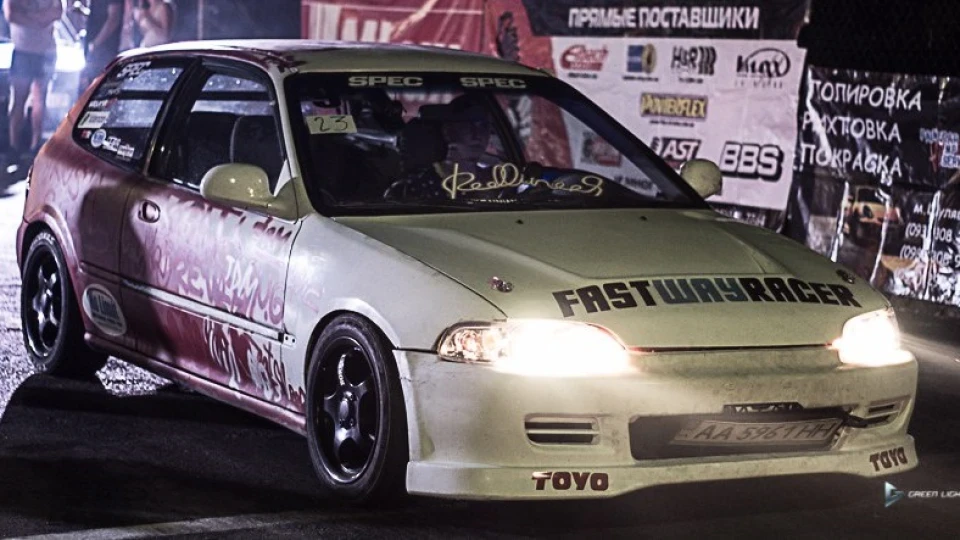 Honda Civic Hatchback Малятко 2