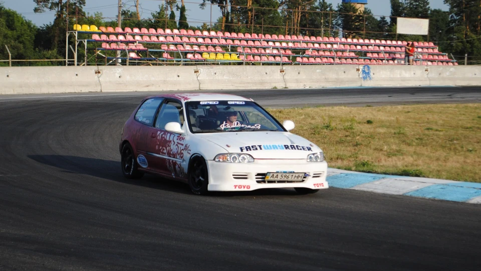 Honda Civic Hatchback Малятко 3